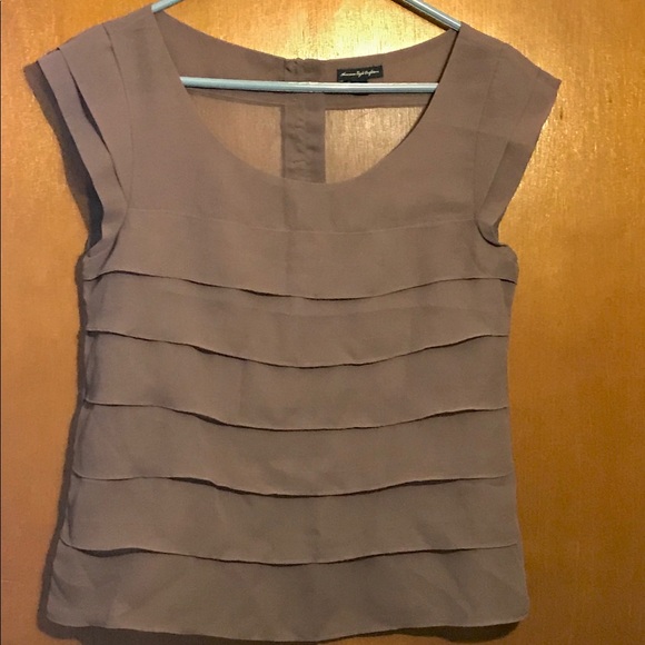 American Eagle Outfitters Tops - Like new AEO lavender blouse Sz S/P